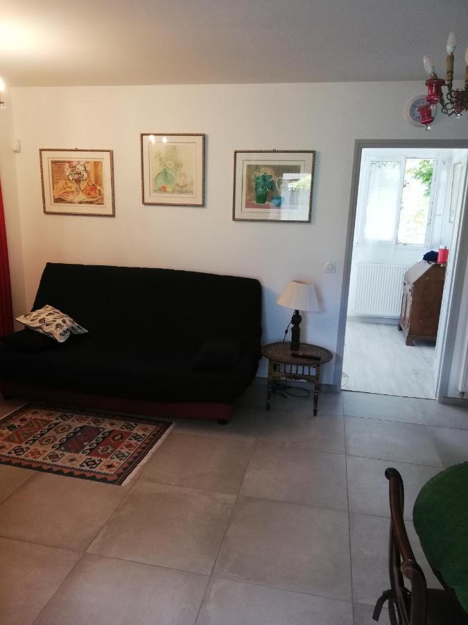 Appartement De Plain Pied Dans La Verdure Yerres ภายนอก รูปภาพ