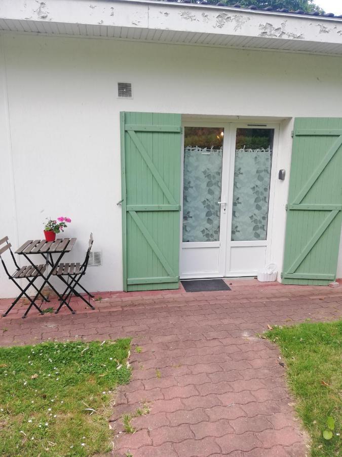 Appartement De Plain Pied Dans La Verdure Yerres ภายนอก รูปภาพ